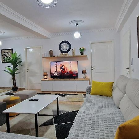 Daily Rent Apartment City Center Elbasan 6 Dış mekan fotoğraf